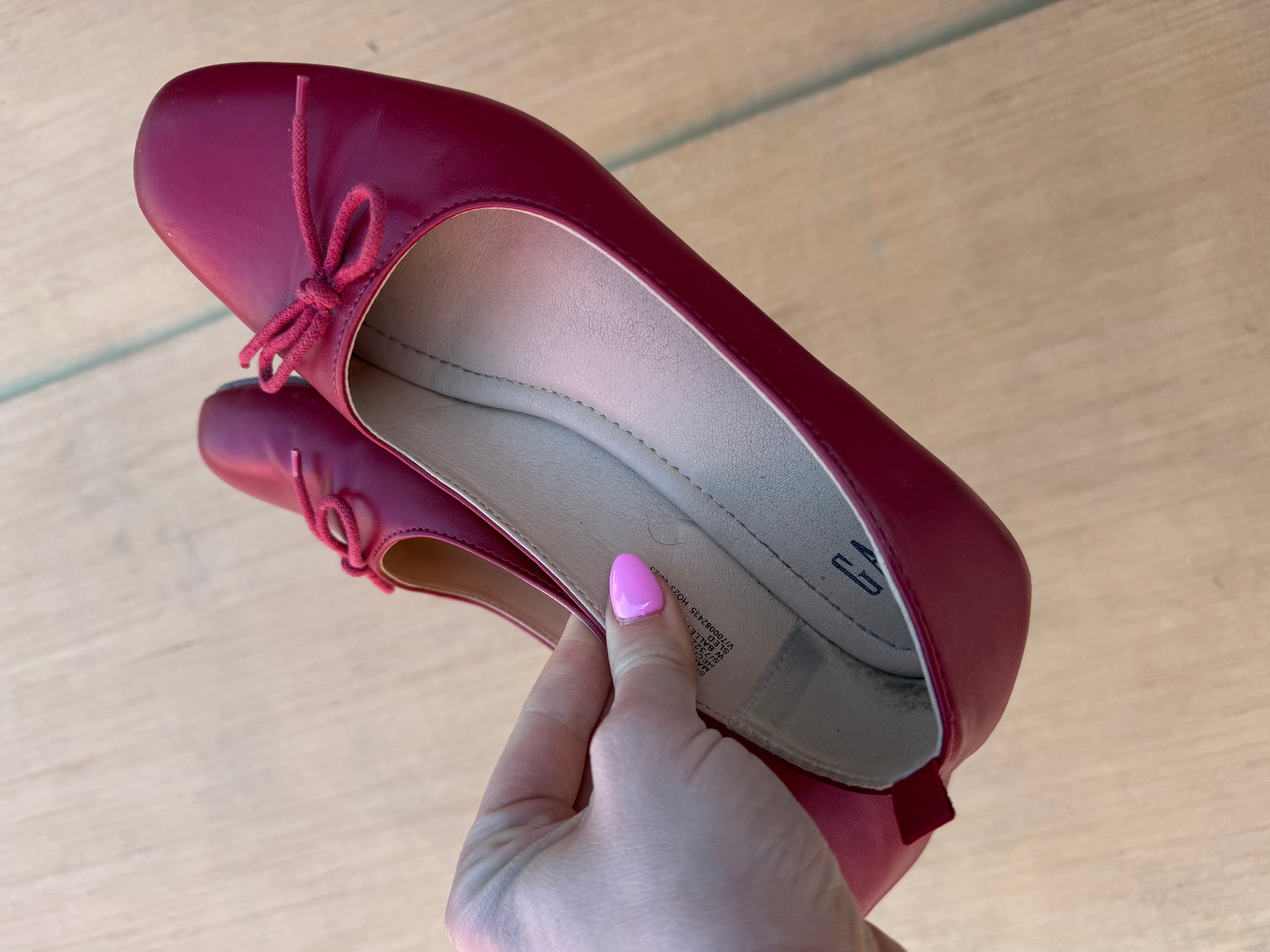 Red Gap Ballet flats, 8