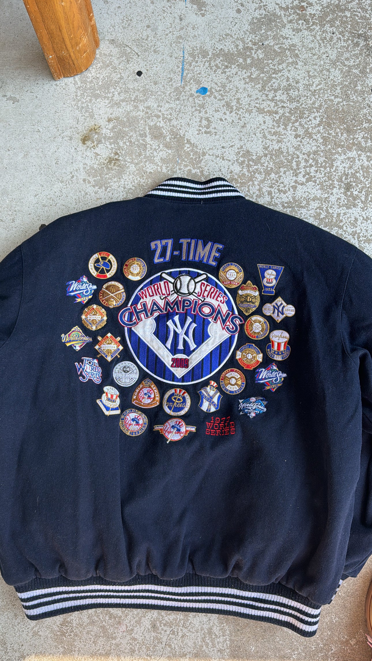 Yankees jacket size XL