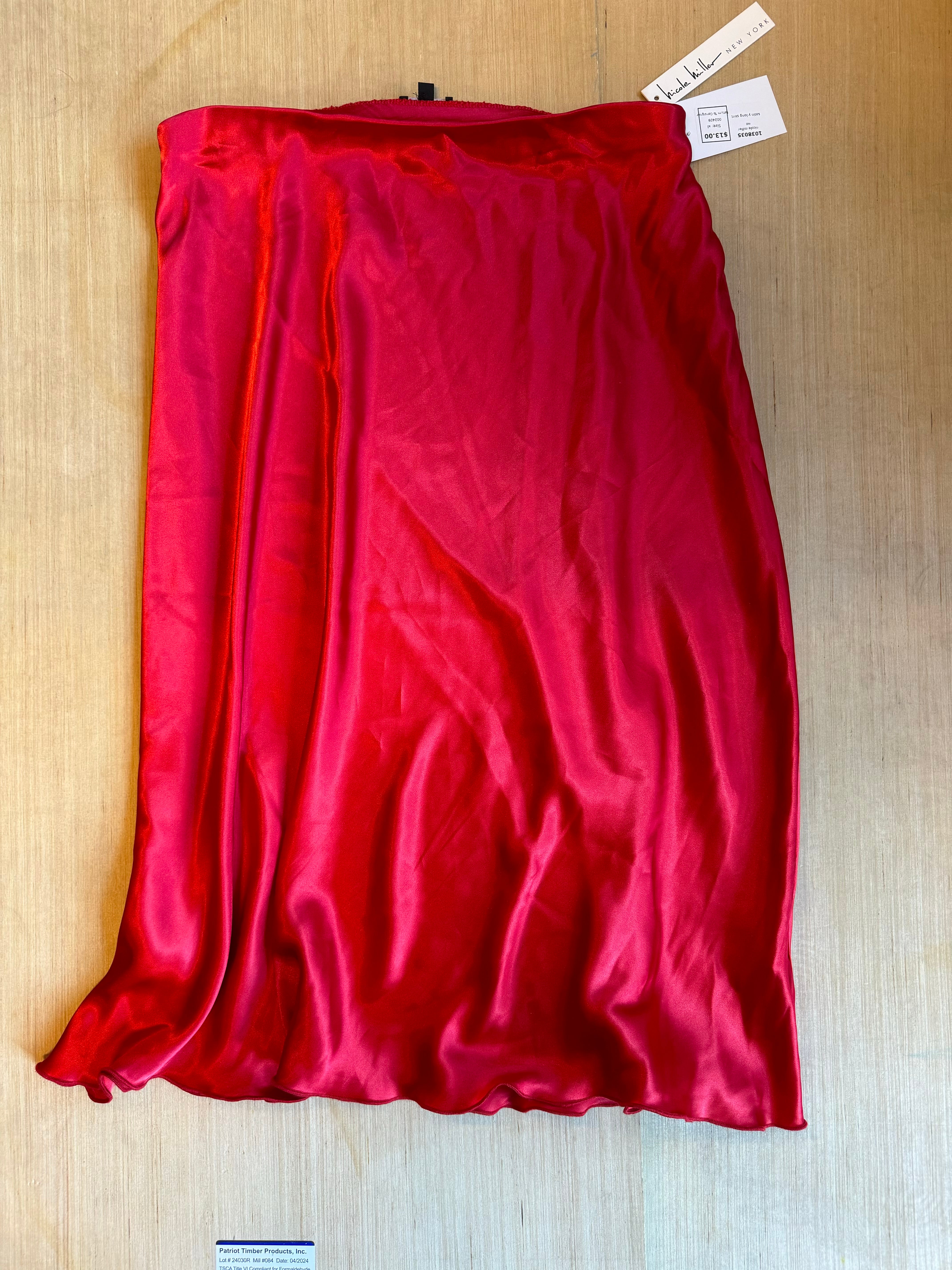 red NWT nicole miller satin y long skirt, xl