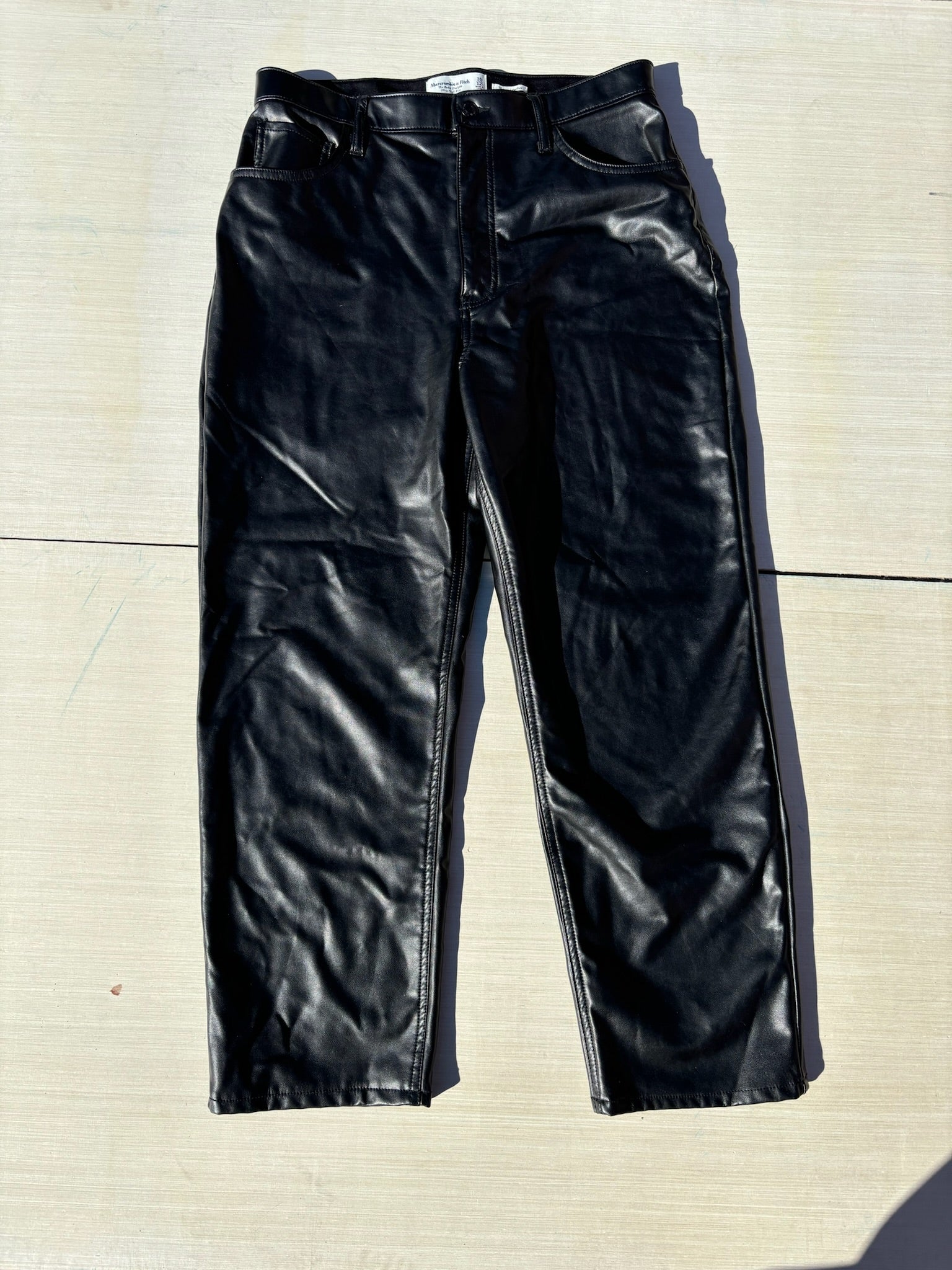 Black Abercrombie & fitch Pleather pants, 31