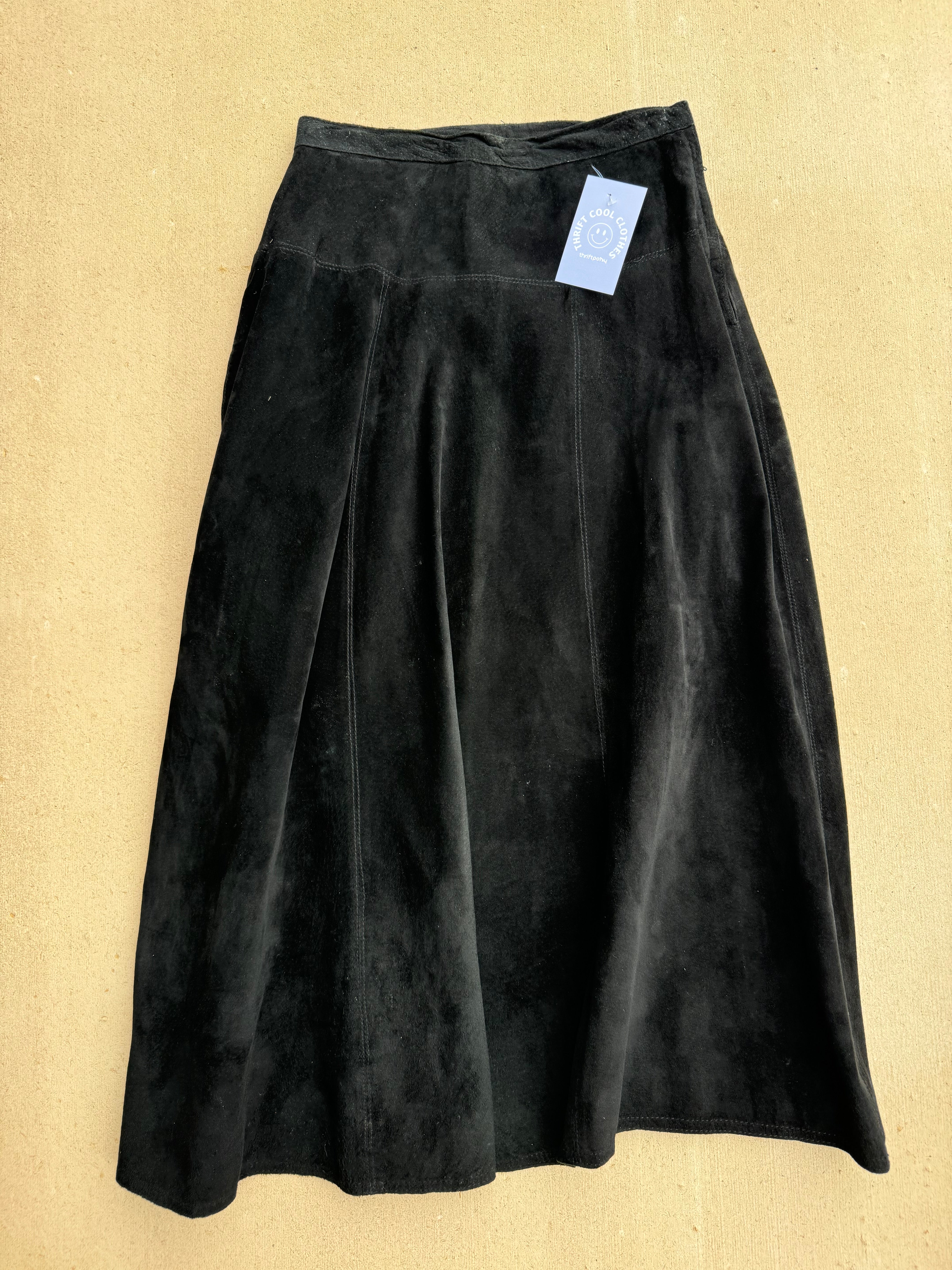 black breckenridge vtg velour midi skirt, 8 (fits like 4-6)