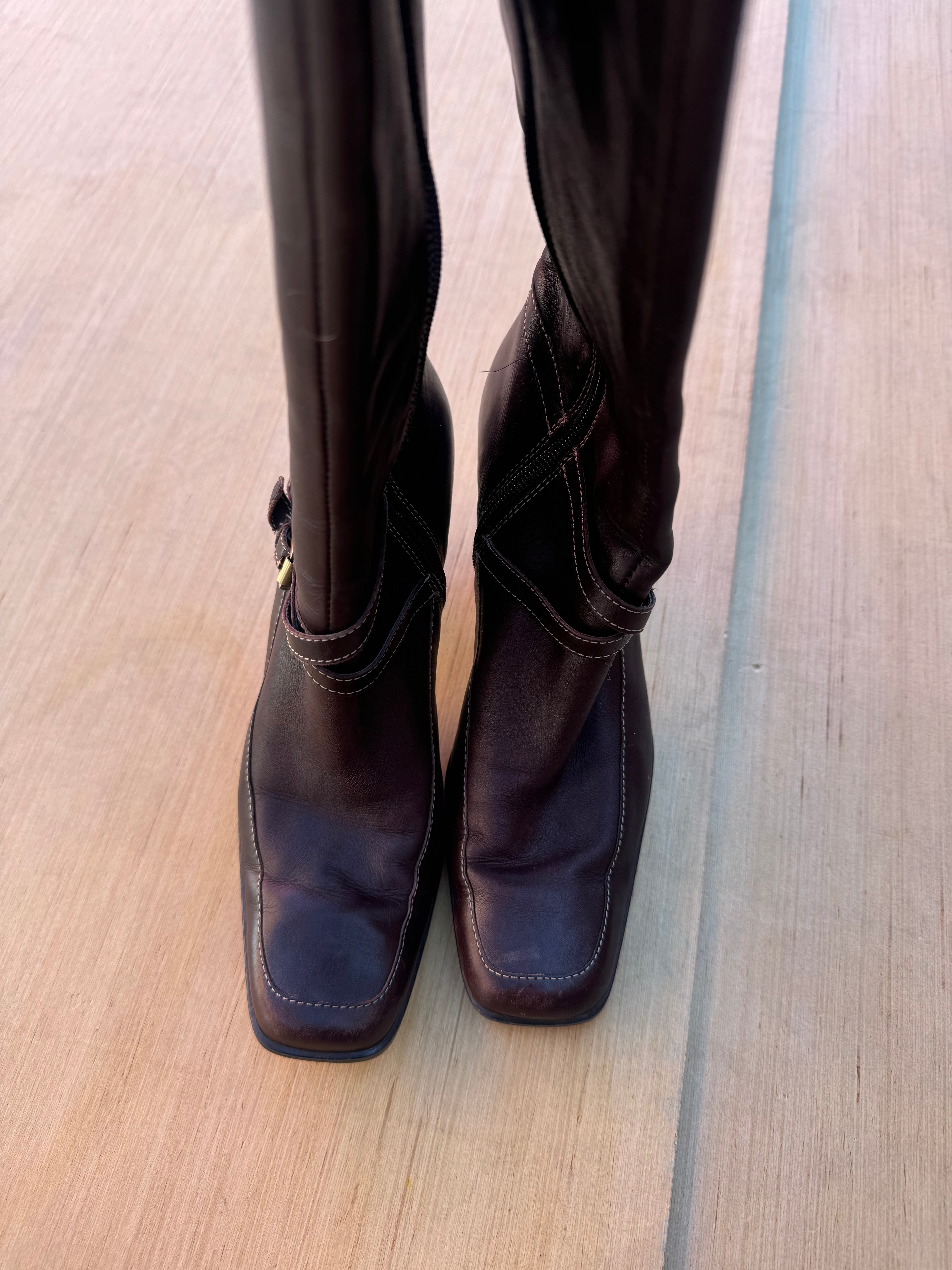 Brown Anne klein Vtg leather boots, 6