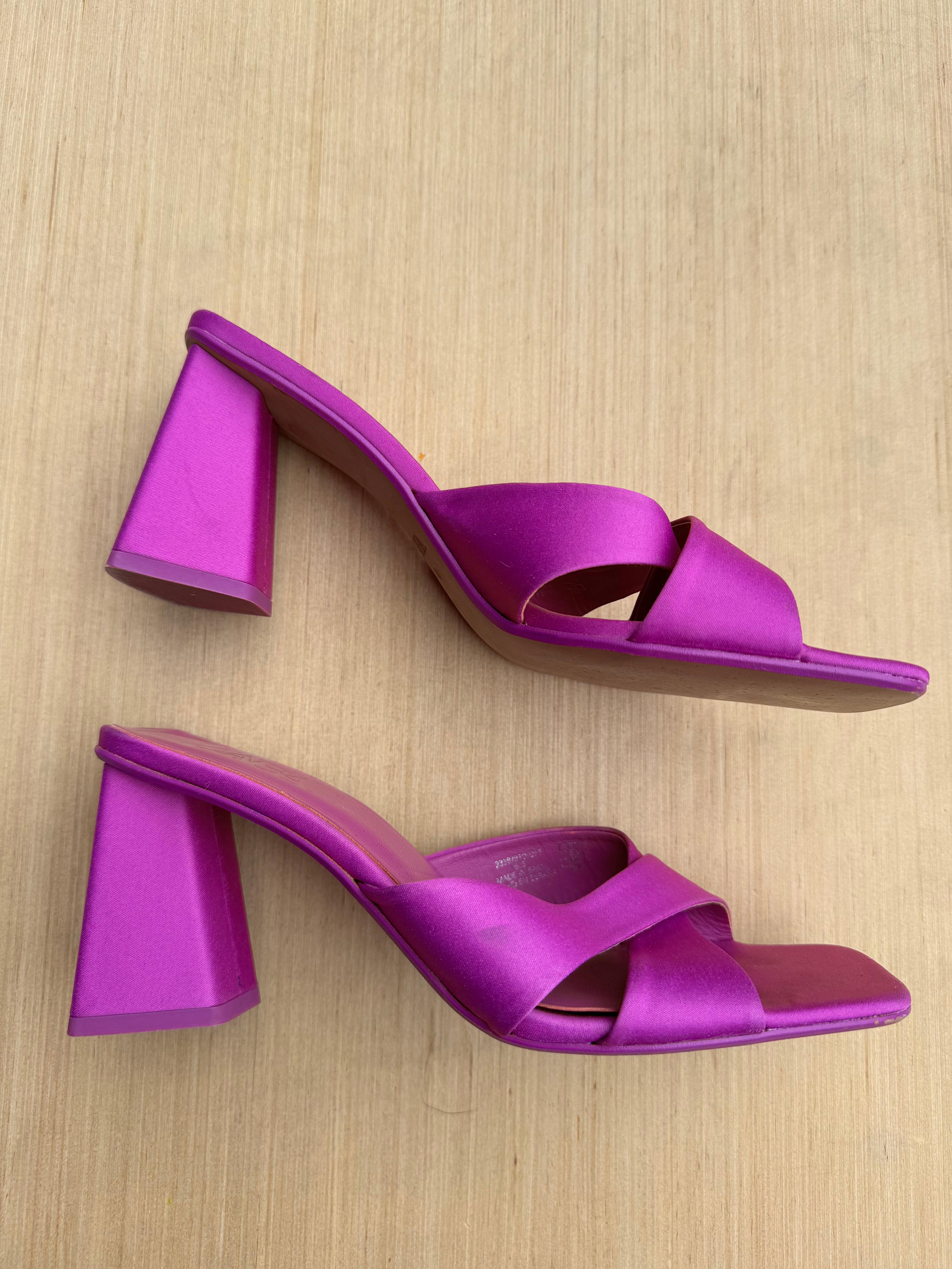 magenta zara trapezoid heel sandals, 9