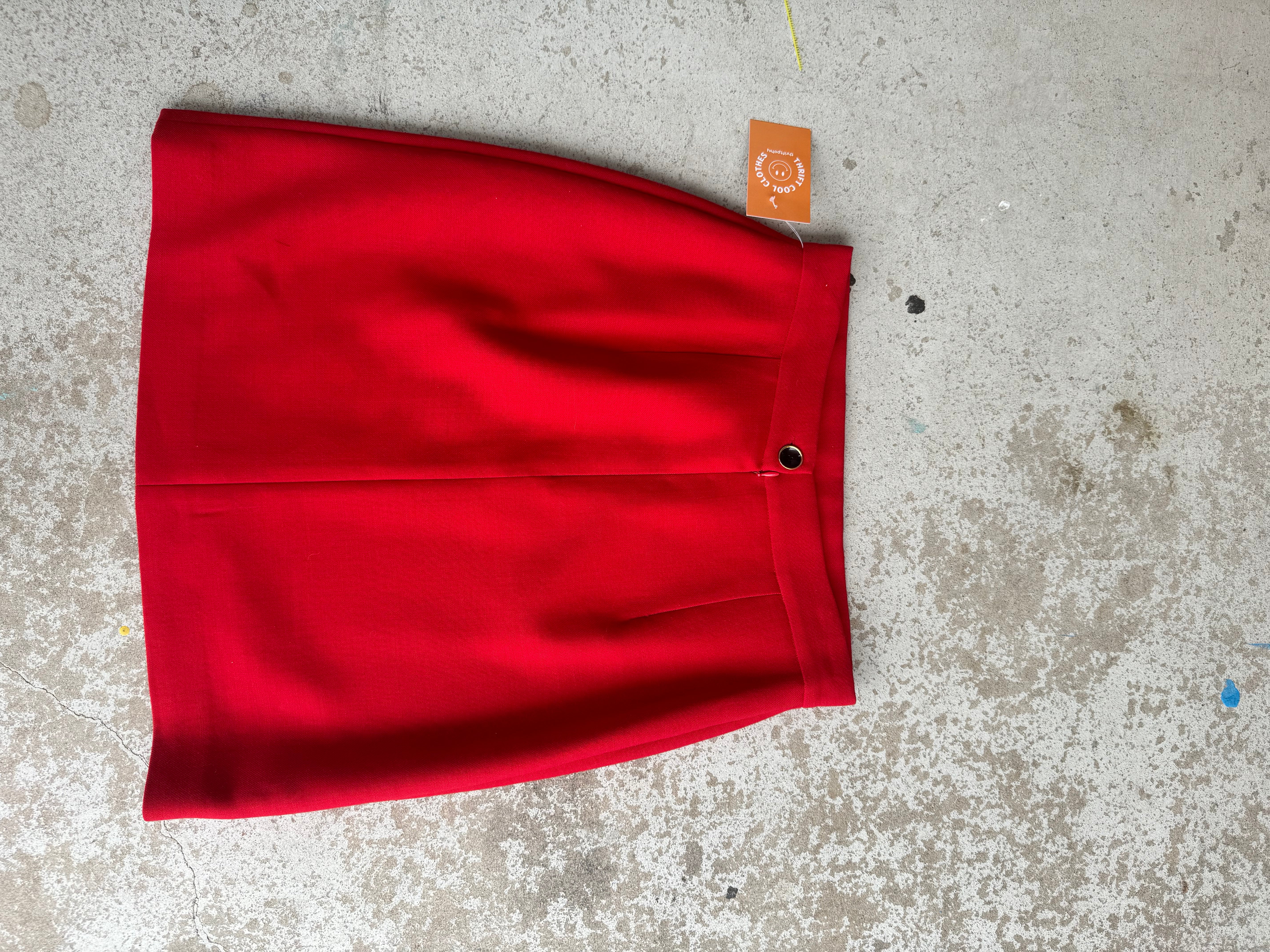 Red Dolce & gabanna Vtg wool mini skirt, 6