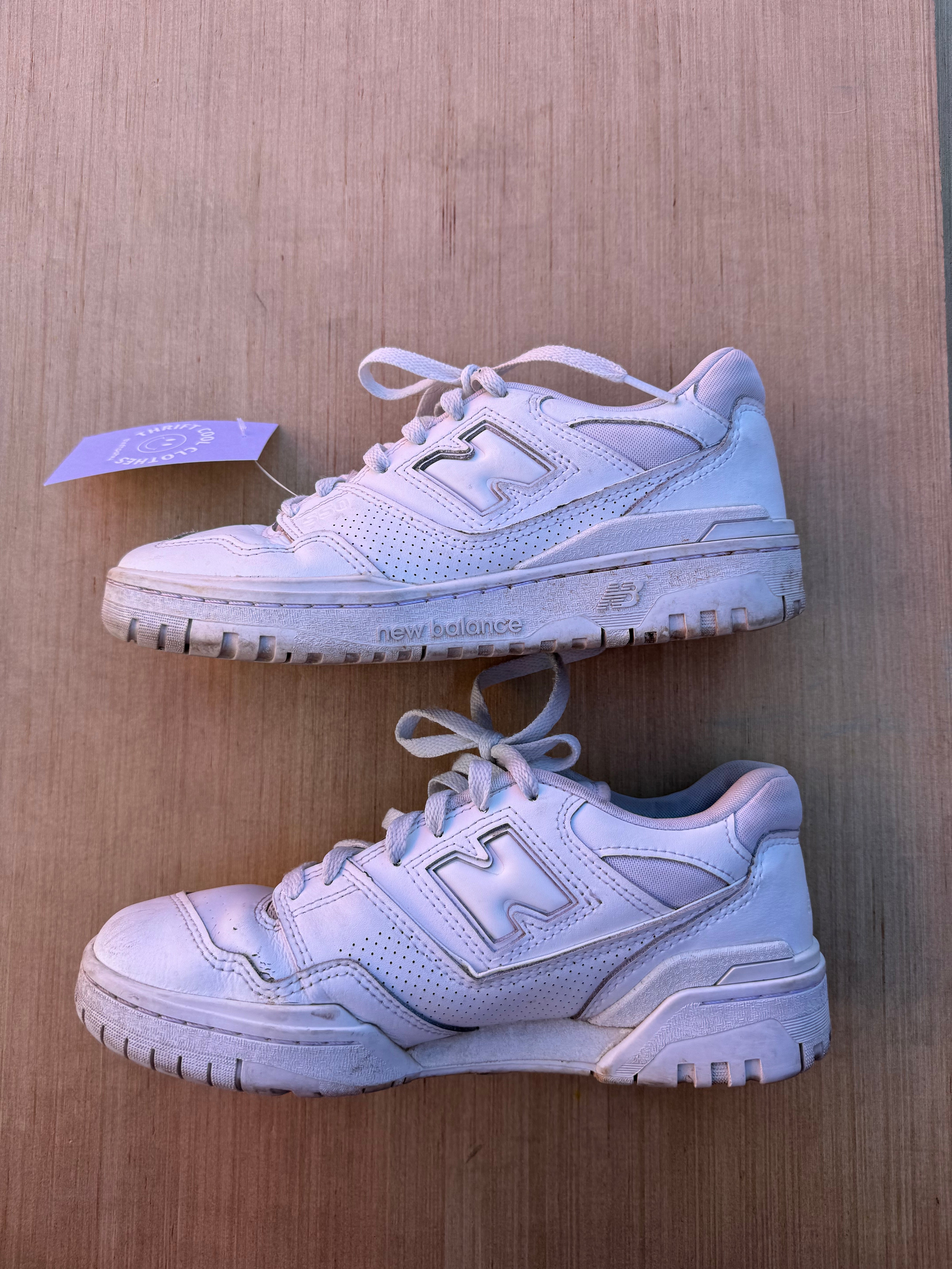 White New balance Sneakers, 7 women’s