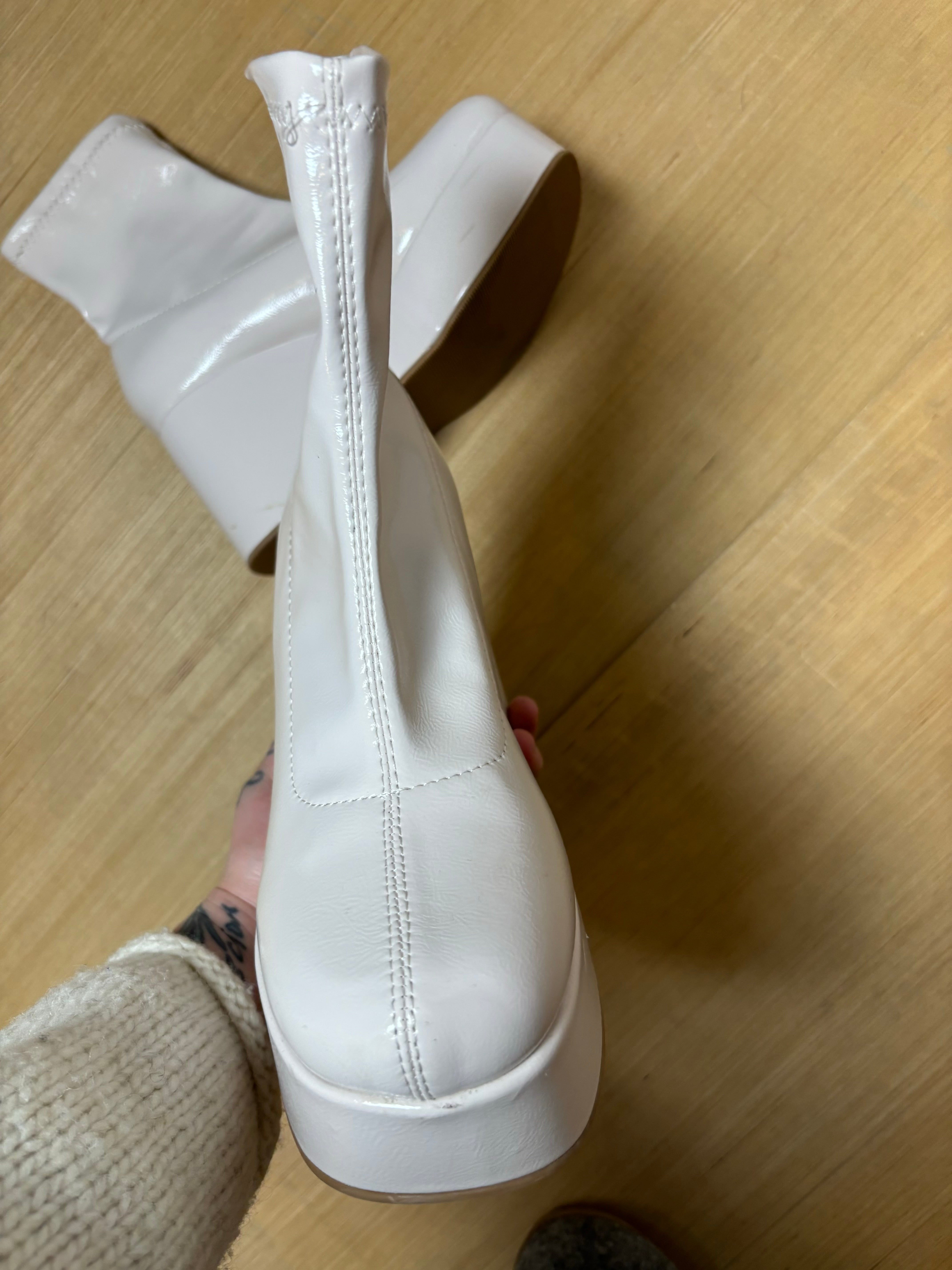 creme soda platform boots, 8