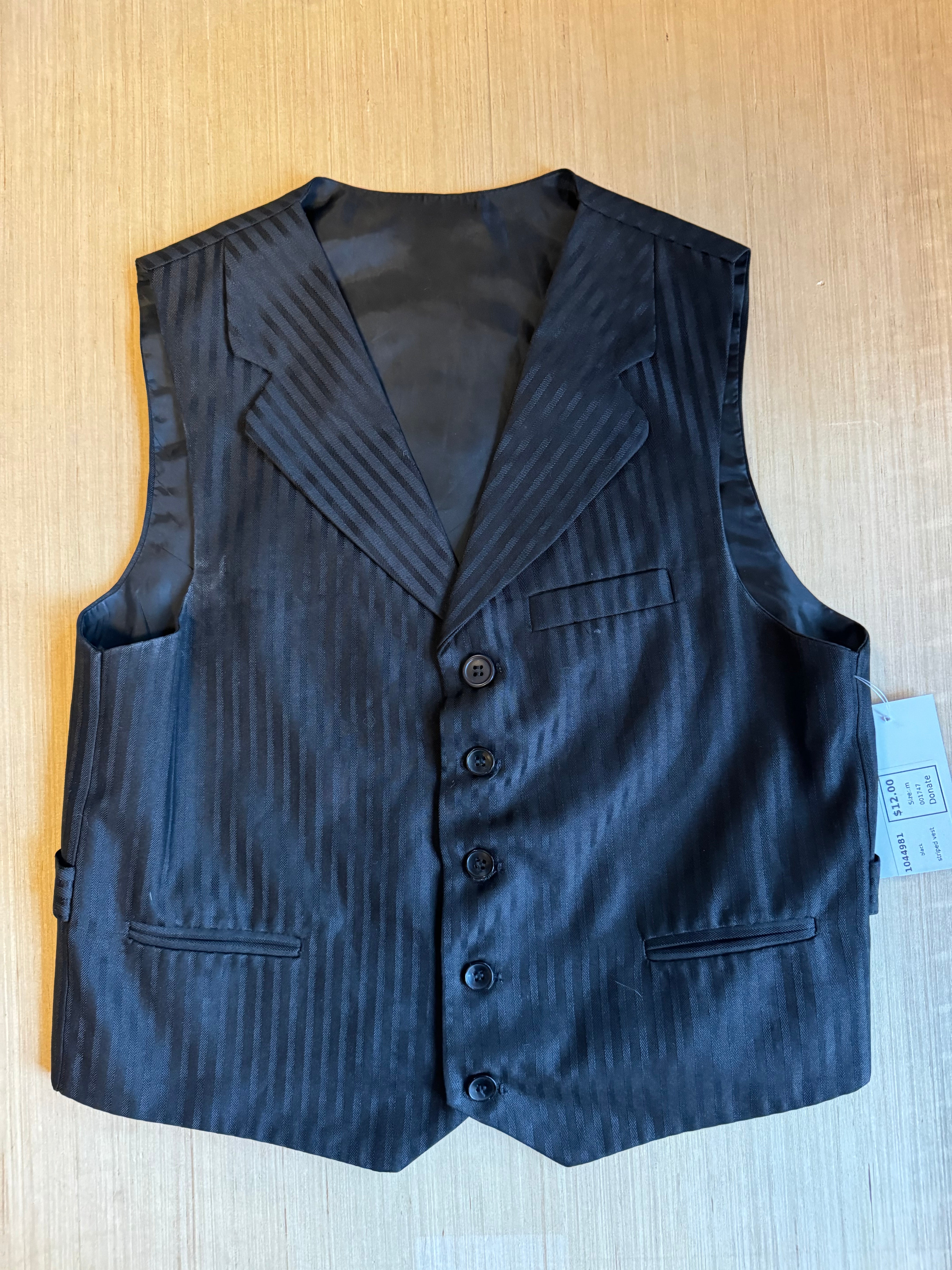 black  striped vest, m