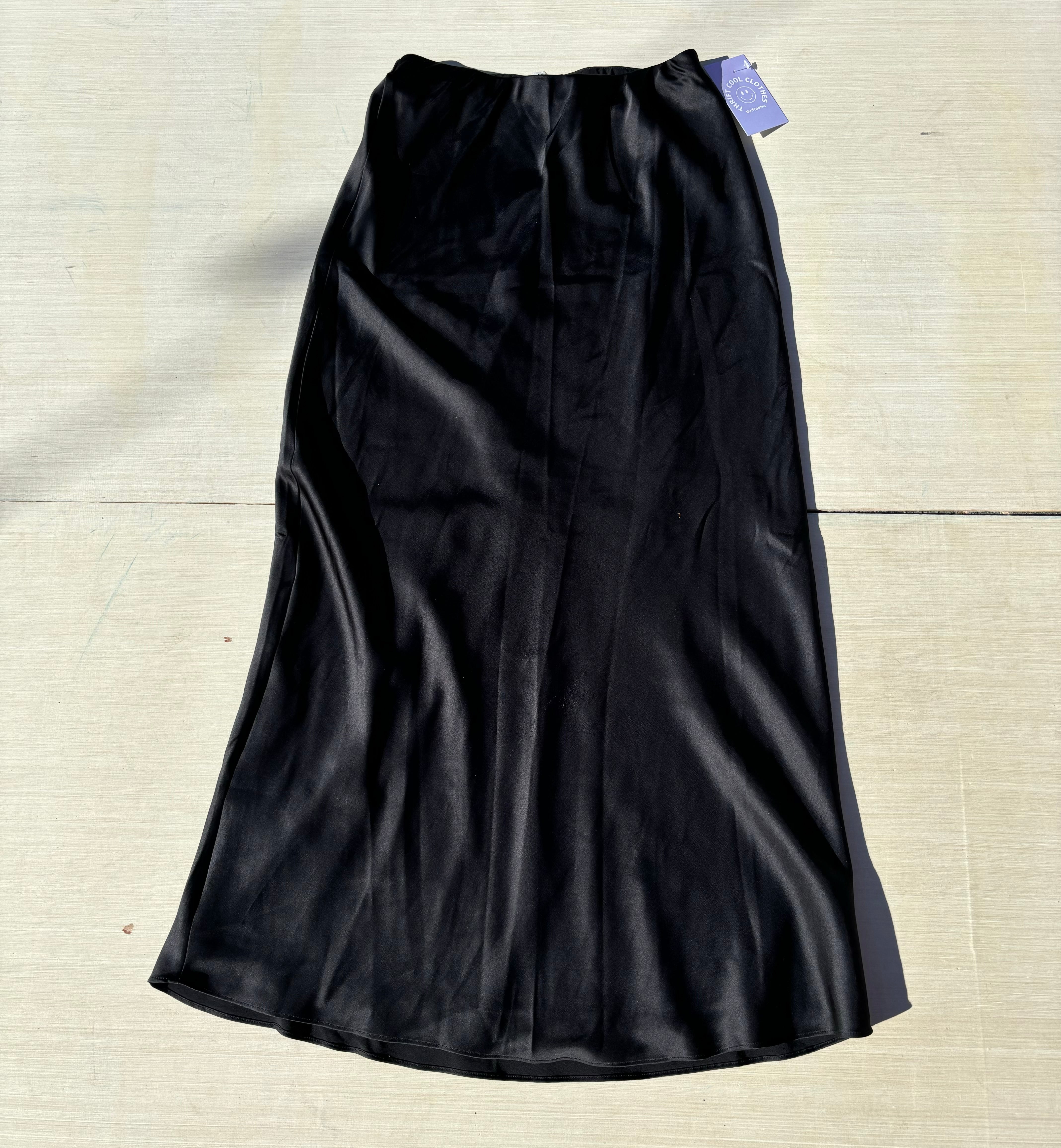 black abercrombie satin y long skirt, xs