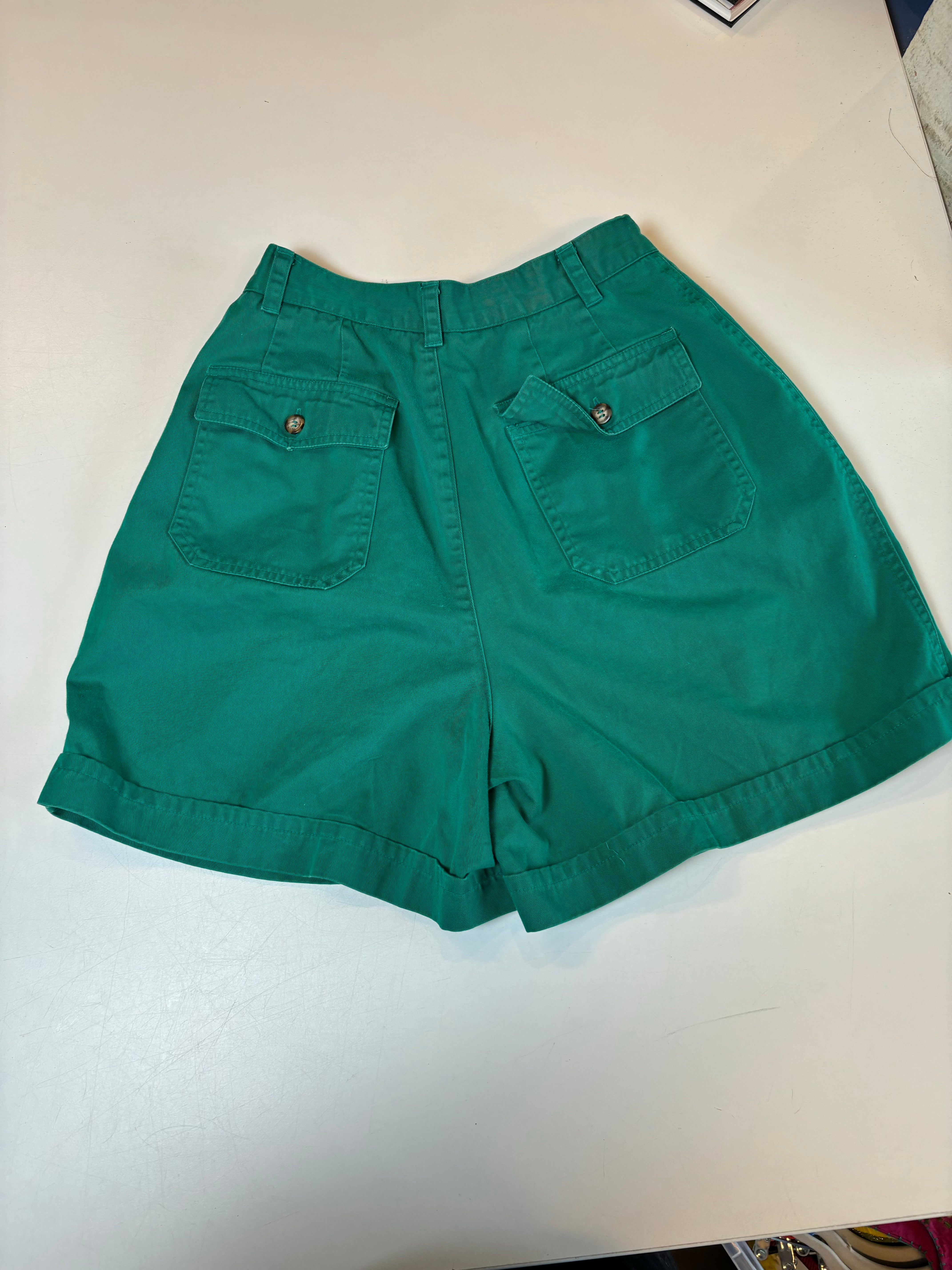 green chaus Womens shorts, 10 (fits like a 4)