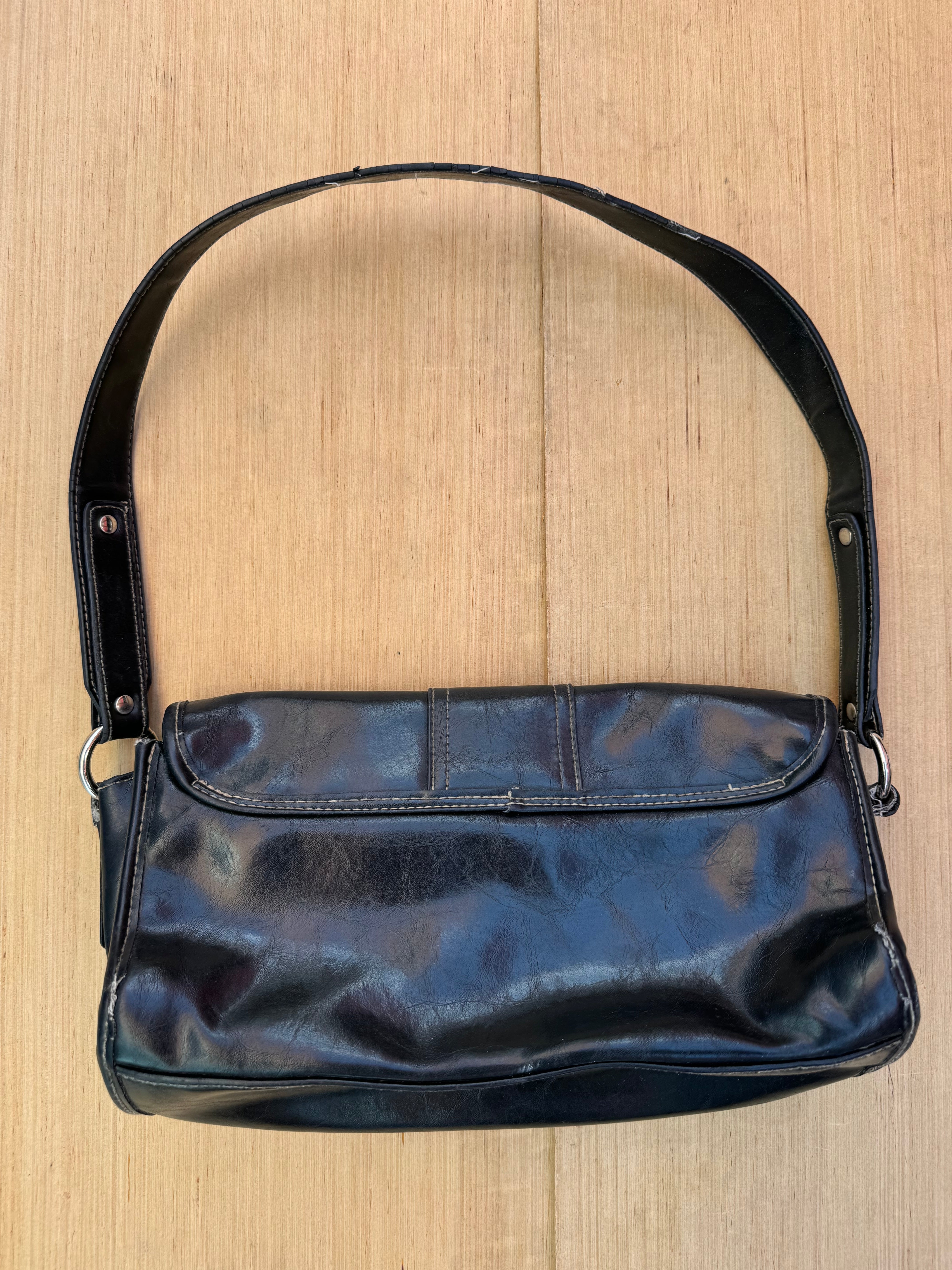 gray rosetti shoulder purse