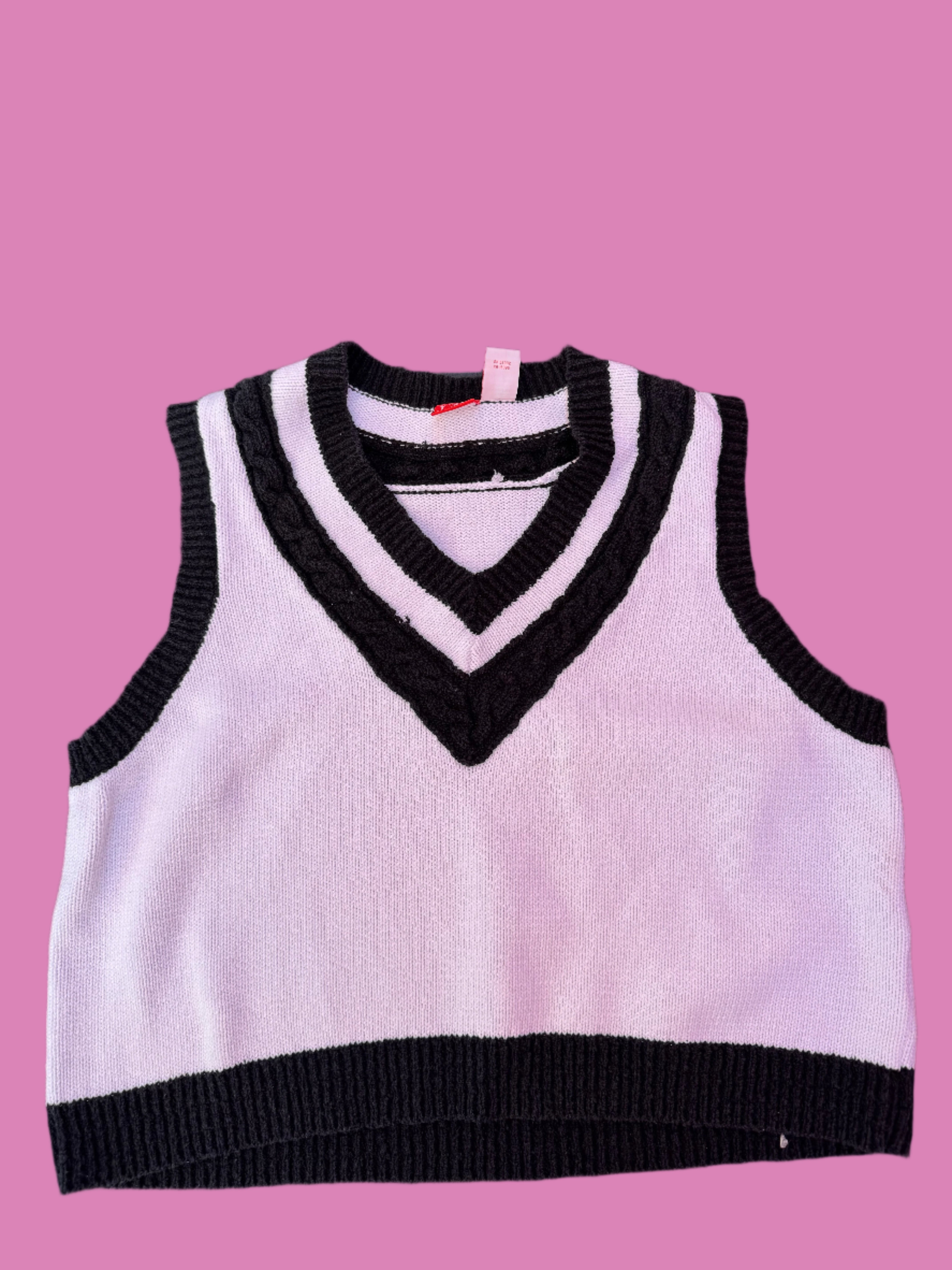 b&w liz sweater vest, L