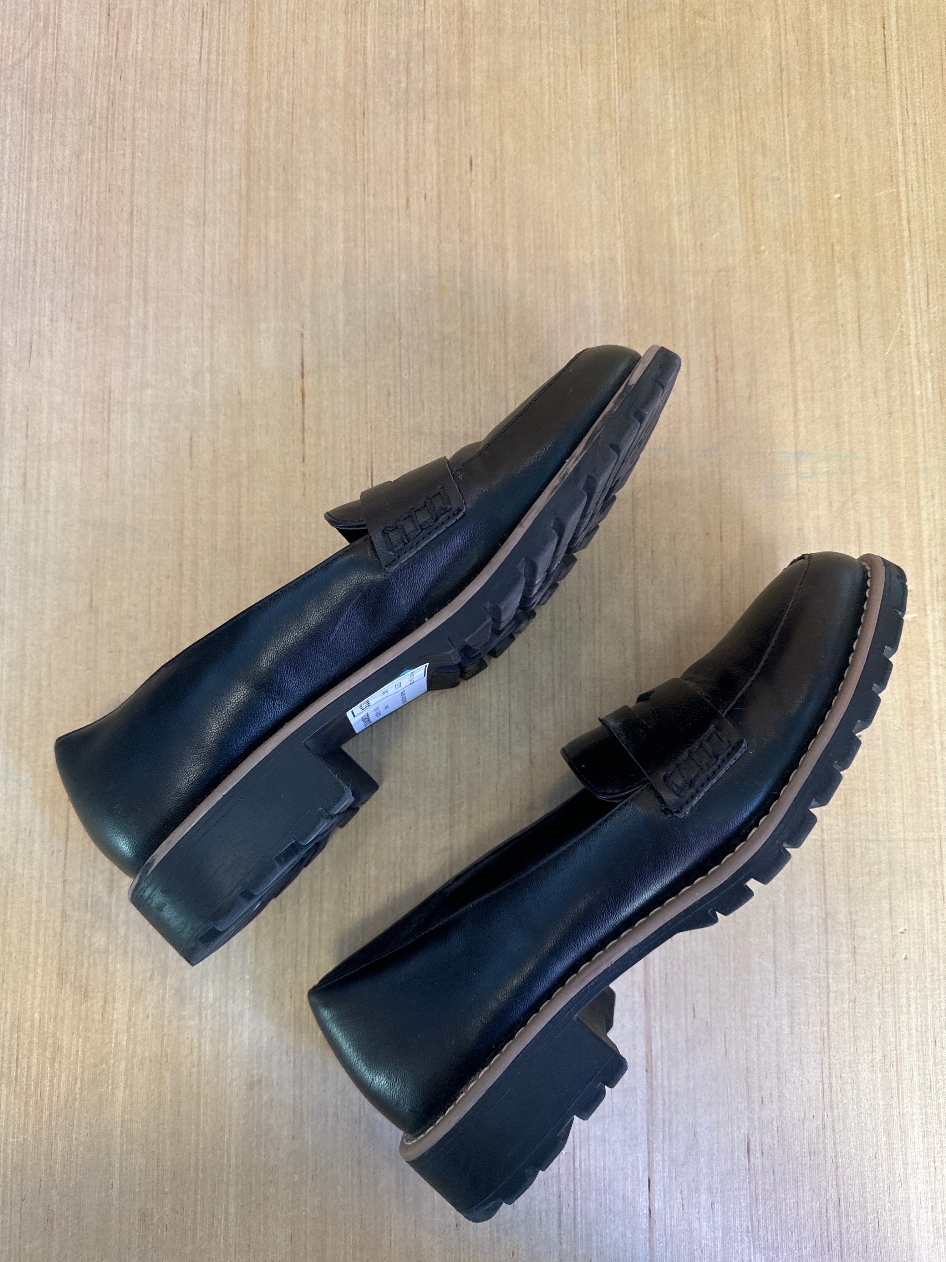 black dolce vita pleather loafers, 7