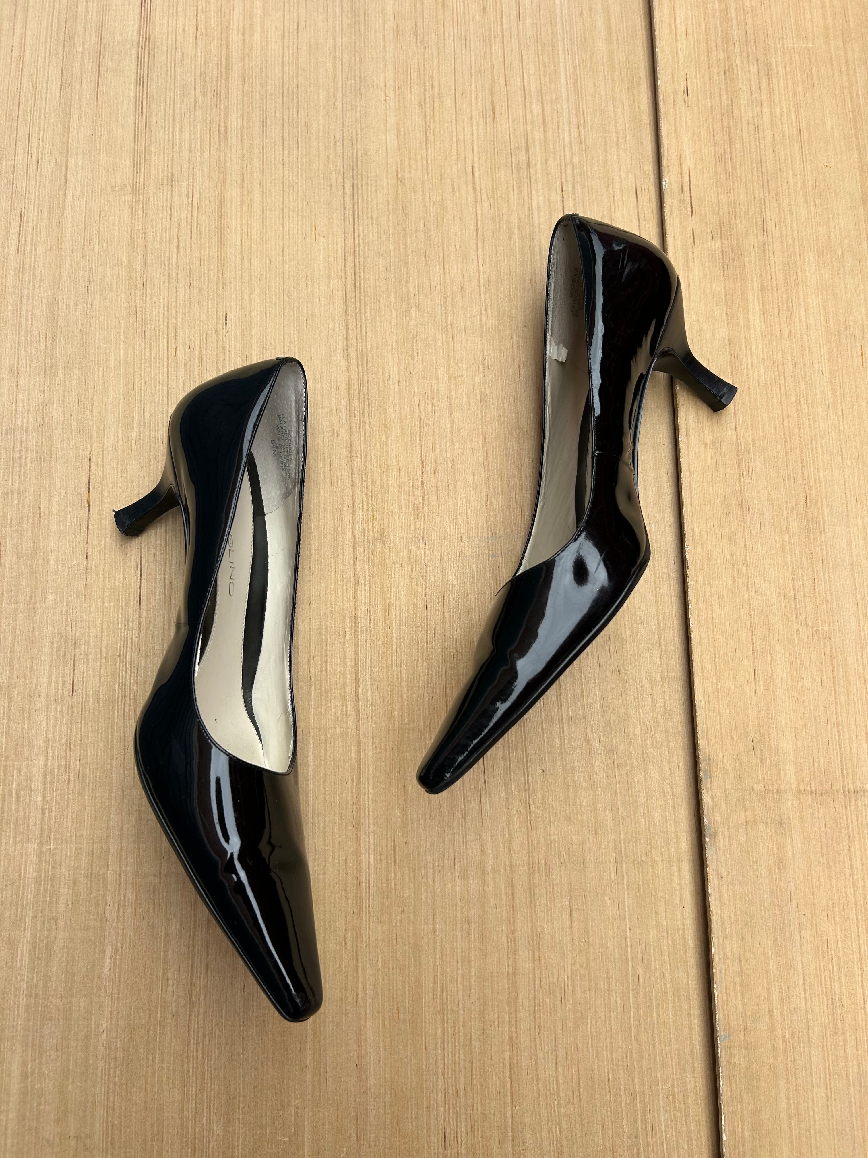 black bandolino kitten heels, 8