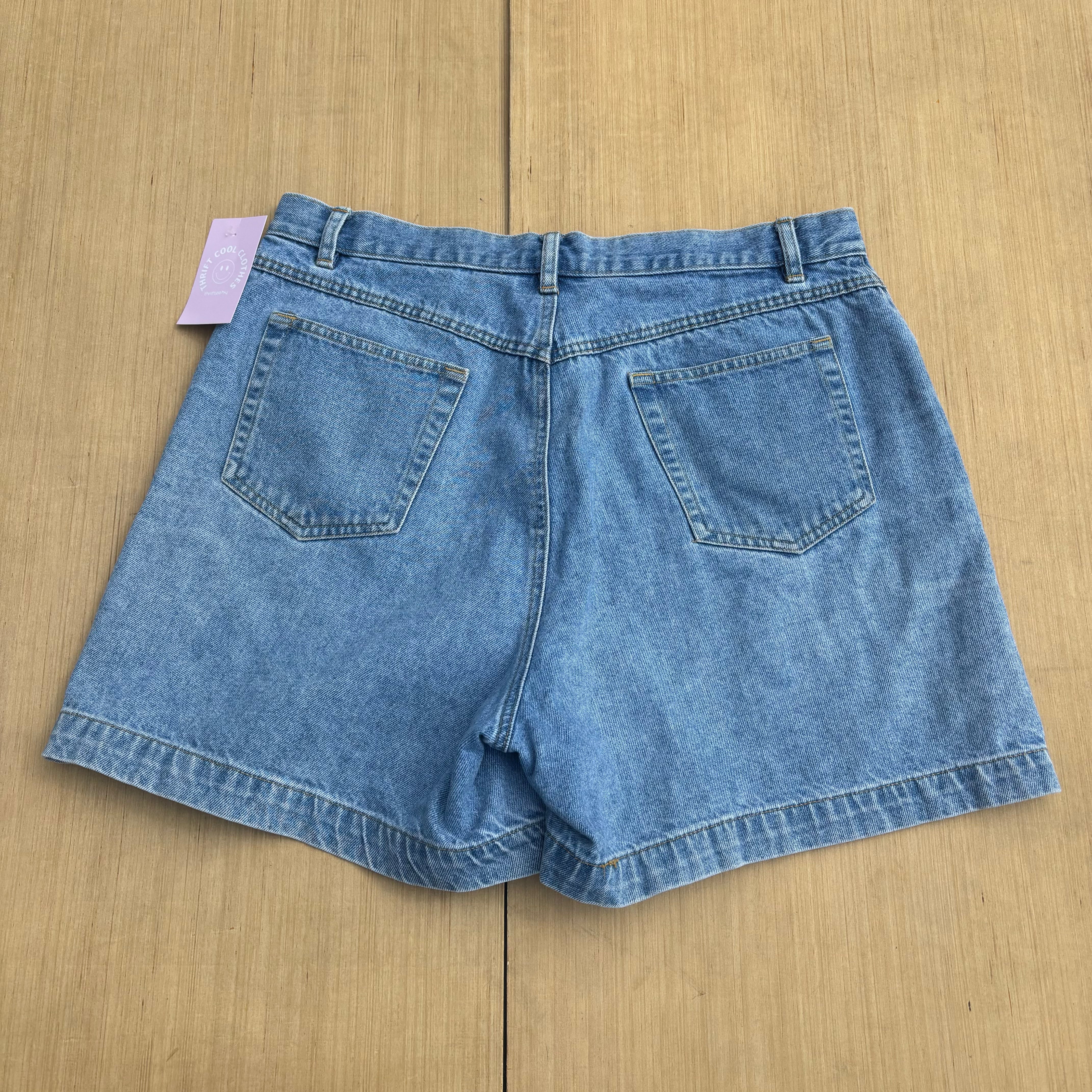 blue liz claiborne denim shorts, 16