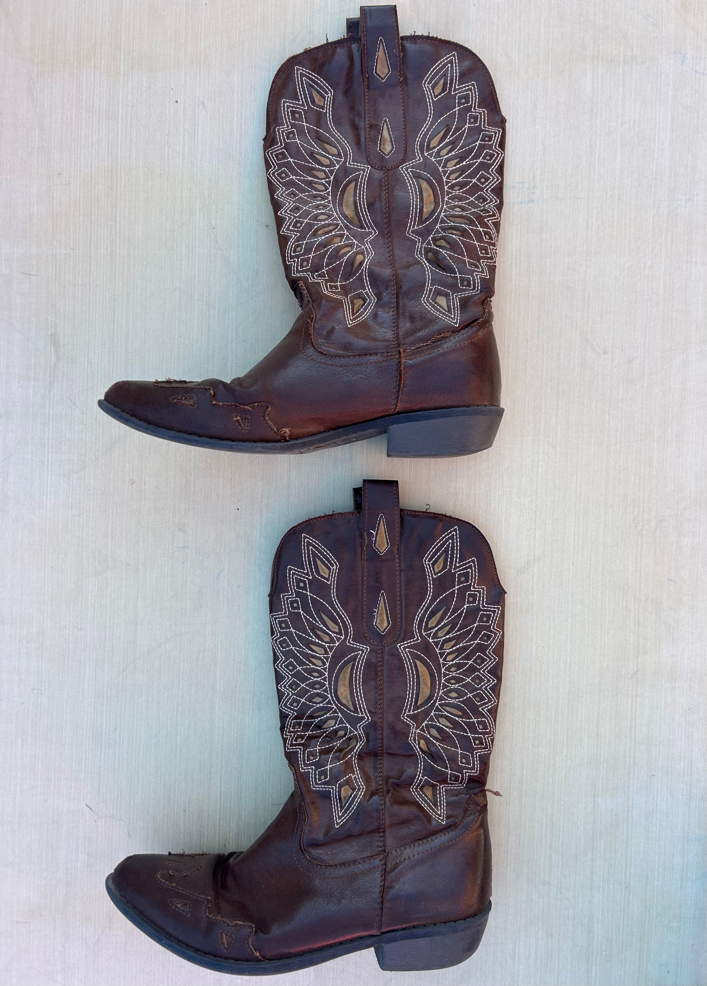 brown coconut cowboy boots, 8.5