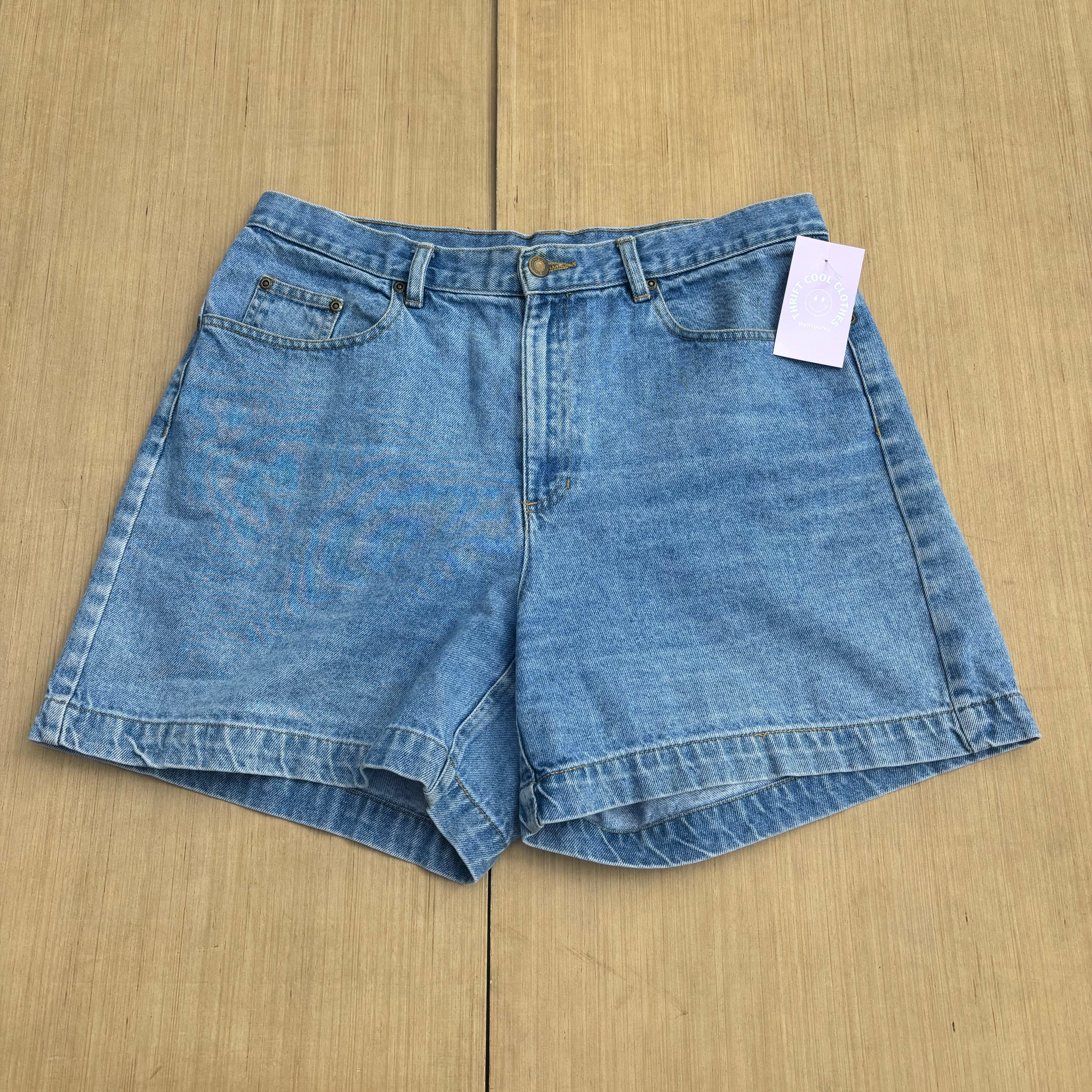 blue liz claiborne denim shorts, 16