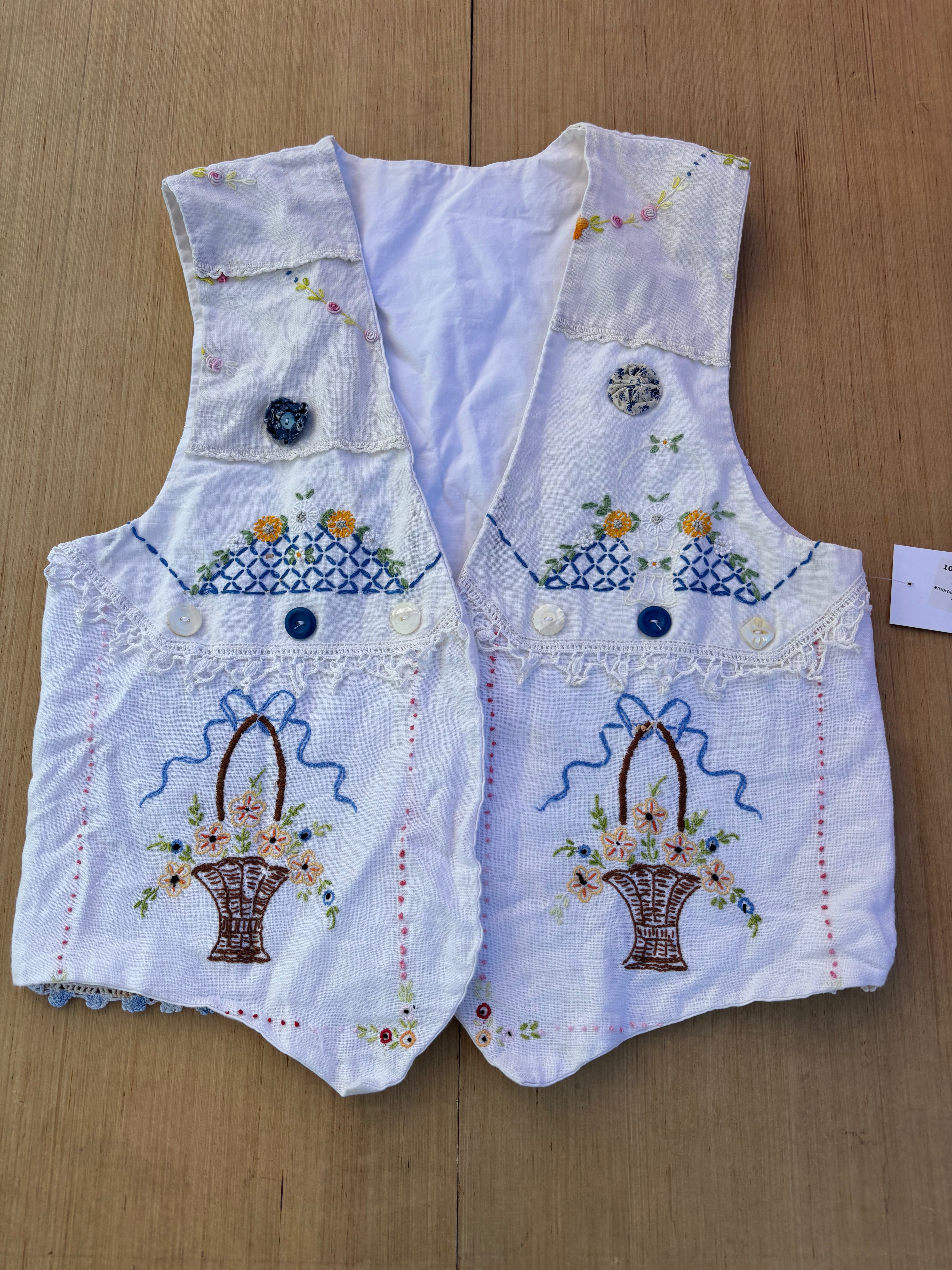 white  embroider garden vest